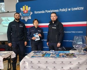 dzielnicowi na targach.