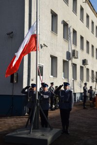 uroczyste odsłonięcie tablicy pamiątkowej w Łowiczu