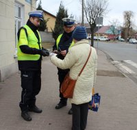 policjanci z ruchu drogowego podczas akcji Niechronieni